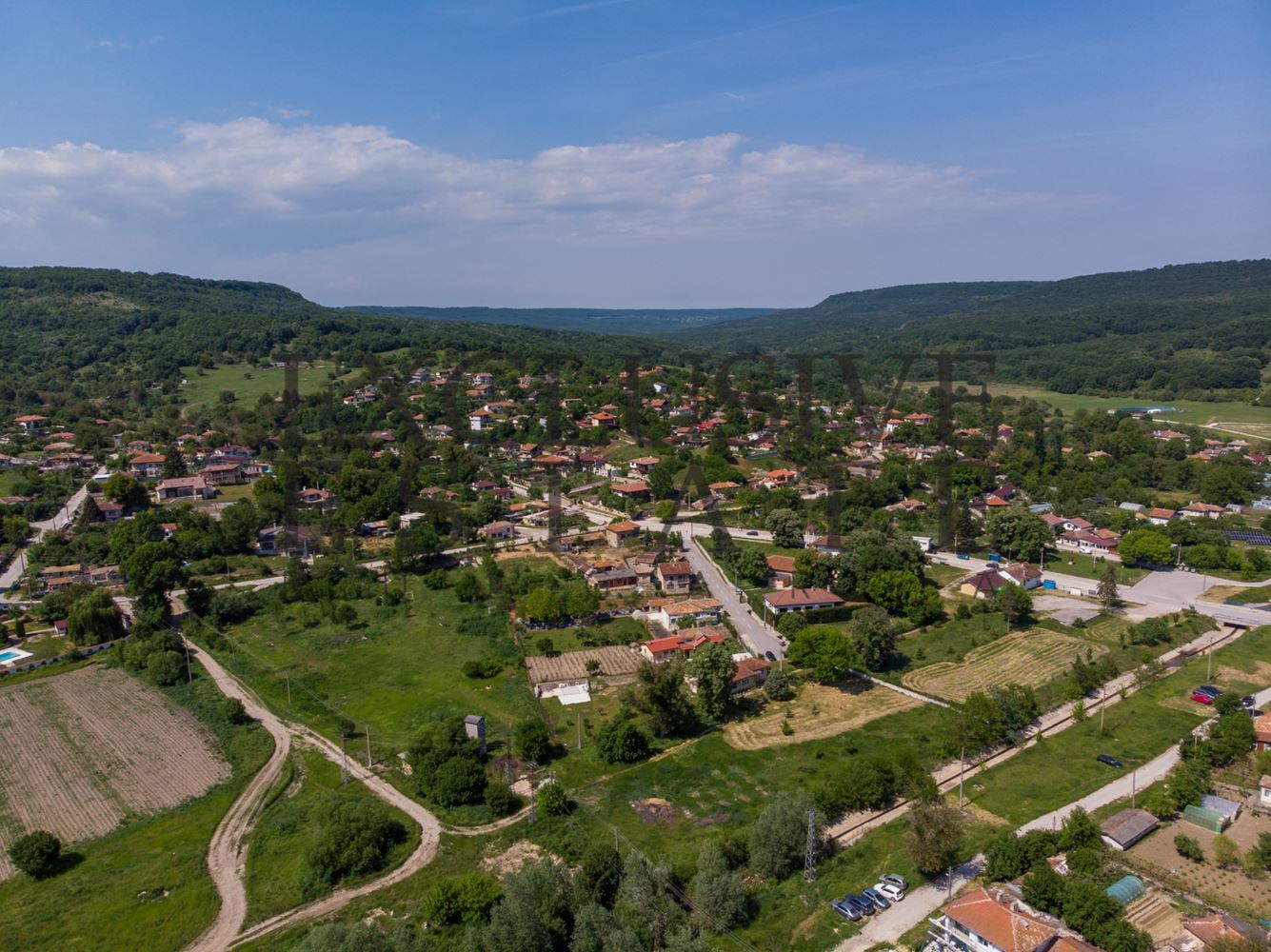 Ексклузивно!!! Парцел в регулация за продажба в с. Долище, обл. Варна!-0