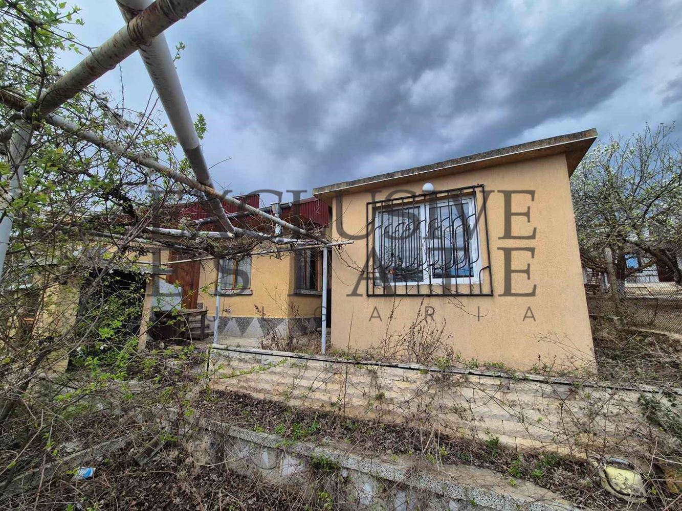 Ексклузивно! Къща за продажба в м-т Добрева чешма, гр. Варна! - 0