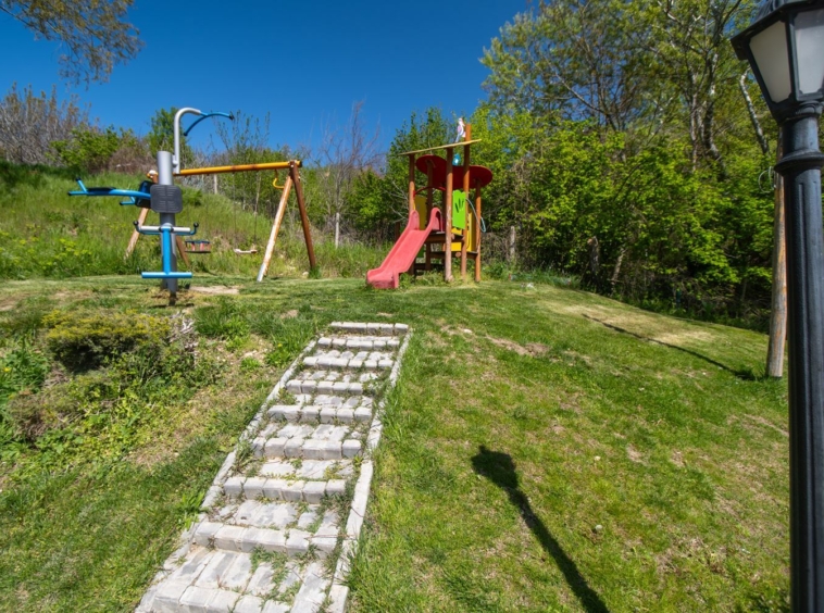 Ексклузивно! Многостаен апартамент за продажба в кв. Бриз, гр. Варна! - 0