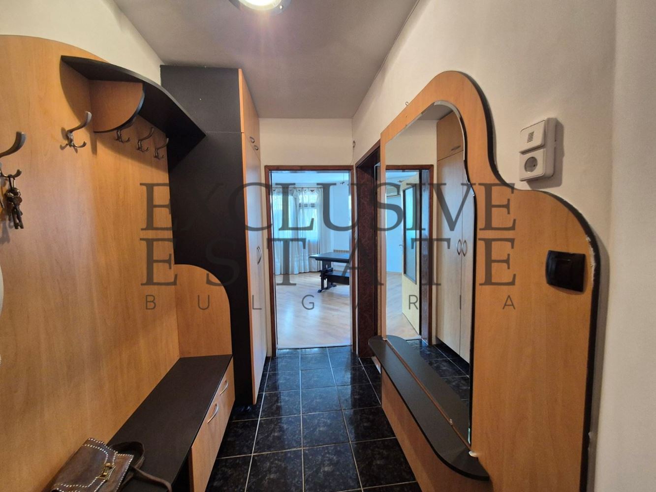 Ексклузивно! Двустаен апартамент под наем в района на Спортна зала, гр. Варна! - 0